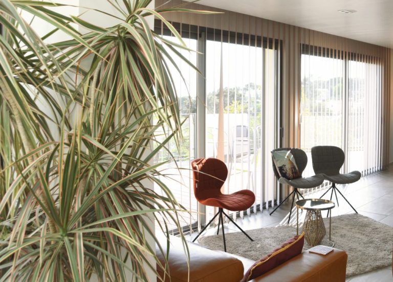 <a href="https://sunetlux.fr/references/residence-privee/">Résidence privée Nîmes (30) - Californien</a>