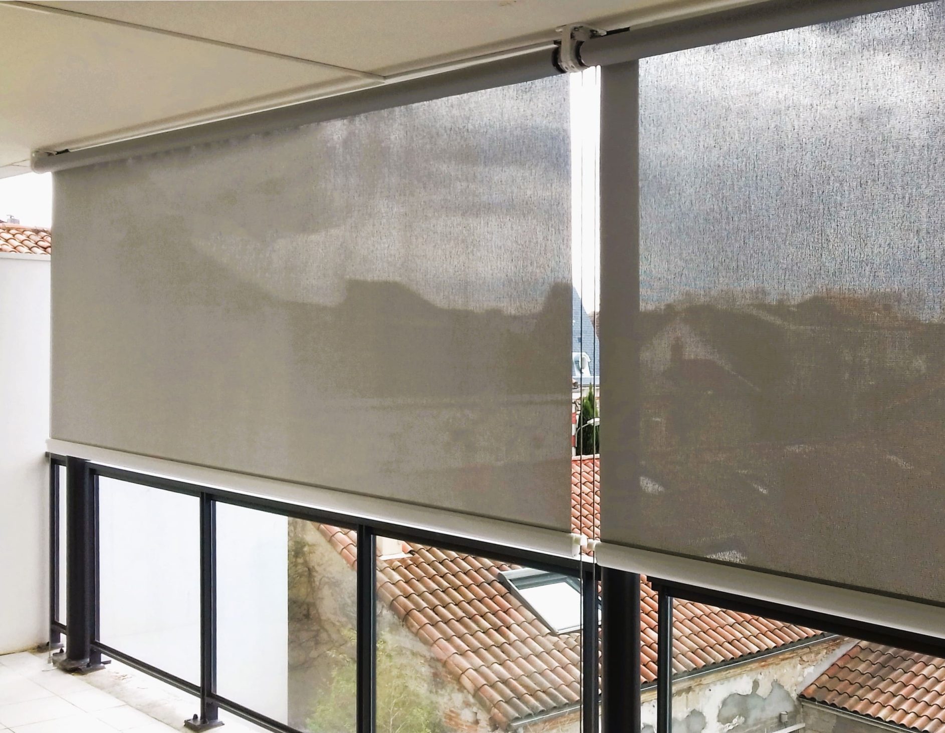 Bannette verticale sur balcon