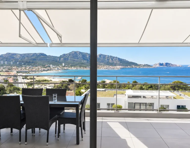 Terrasse résidentielle Sud —